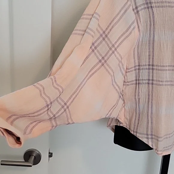 💥Free People Plaid Button Down Shirt - Picture 5 of 7